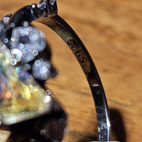 Moon Ritual Collectors Item - Picture 4 of 5